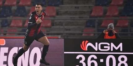 Bologna, Paz e Donsah salutano: c'è il Crotone