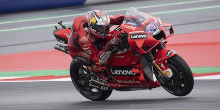 MotoGp, Miller guida le FP3 a Silverstone. Rossi entra in Q2