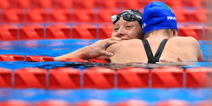 Paralimpiadi, le azzurre conquistano l'oro nella staffetta 4x100 stile