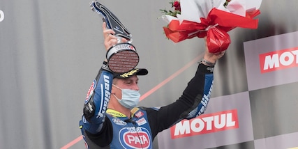 Superbike: Locatelli rinnova con Yamaha fino al 2023