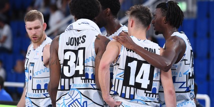 Supercoppa, Fortitudo ko con R.Emilia, Treviso batte Brescia
