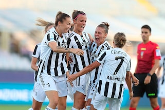 Juve Women show, Fiorentina travolta 3-0 in trasferta