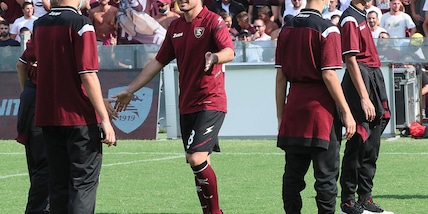 Capezzi in attesa dell'operazione al menisco: si farà a giorni