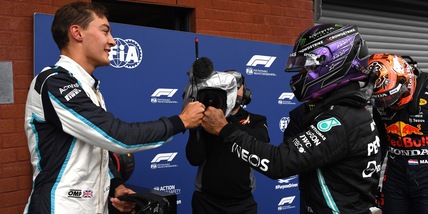 F1, Hamilton: "Russell ha lavorato duramente per arrivare in Mercedes"