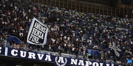 Napoli-Venezia, sanzionati 30 tifosi che hanno violato le norme anti-Covid