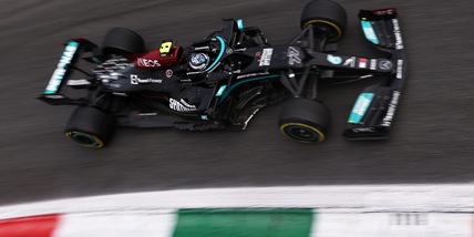 F1, Gp Italia: Bottas davanti a tutti in qualifica, quarta fila per la Ferrari