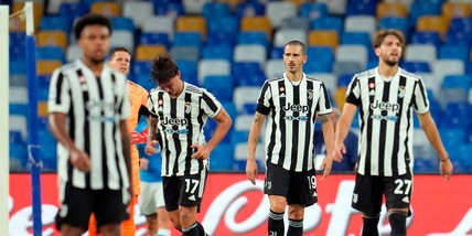 Juve, la protesta dei tifosi: "Questo spettacolo è indecente"