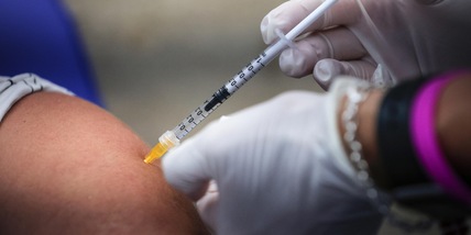 Covid in Italia, Gimbe: in calo nuovi casi e decessi