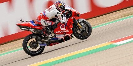 MotoGp, GP Misano: Zarco comanda le libere 2 sul bagnato, Rossi 16°