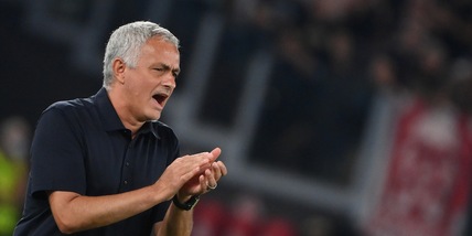Mourinho: "Non ho problemi con Villar. Lo stadio? Servirebbe"