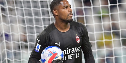 Insulti razzisti a Maignan, Juve e Milan a lavoro per trovare colpevoli