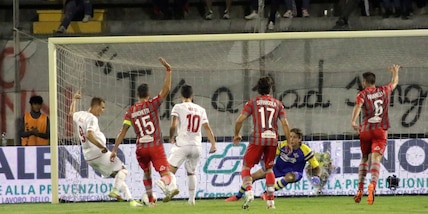 Cremonese ko in casa: vince 3-0 il Perugia nonostante l'uomo in meno