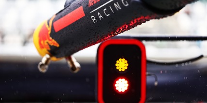 F1, maltempo a Sochi: cancellate le prove libere 3 del Gp di Russia