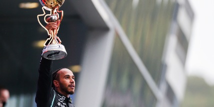 F1, Hamilton fa 100 a Sochi: "Grato al mio team"