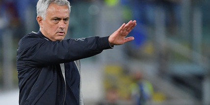 Roma, Mourinho ripensa al derby: "Abbiamo perso con una piccola"