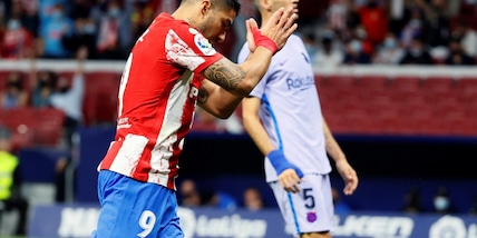 L'Atletico riparte: Barcellona steso dal grande ex Suarez