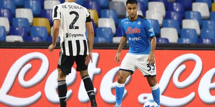 Napoli, si ferma Ounas: distrazione al retto femorale