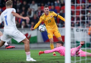 Galles, Ramsey fa e disfa. Solo panchina per De Ligt nell'Olanda