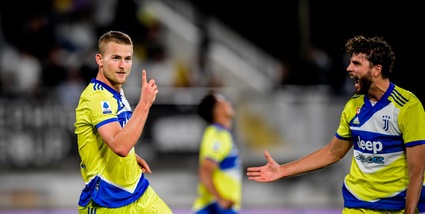 Juve, senti Van Gaal: "De Ligt è risorto"