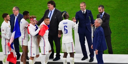 Ceferin nel mirino: pioggia di fischi a San Siro