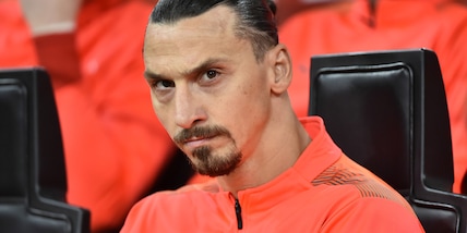Milan, Ibrahimovic sui social: "Voi camminate io volo"