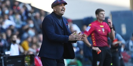 Bologna, Mihajlovic sbotta: "Persi 4 punti in 8 gare per gli arbitri"