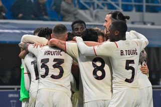 Milan, vetta col brivido: 4-2 a Bologna e sorpasso sul Napoli
