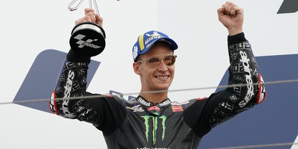 MotoGp, Quartararo campione del mondo: "Non ci credo. Grazie a Bagnaia per i complimenti"