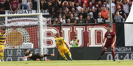 Serie B, ancora ko Buffon e il Parma: la Reggina vince 2-1