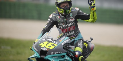 MotoGp, Valentino Rossi omaggiato da Misano: "Addio emozionante"