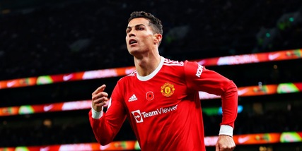 Super Ronaldo: gol-capolavoro e assist, tris United al Tottenham