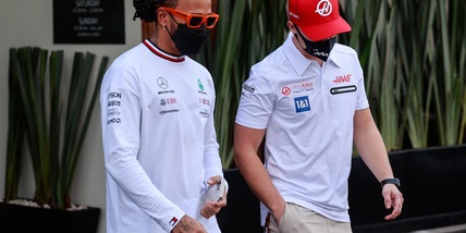 F1, Hamilton: "Bisogna portare rispetto per i piloti"
