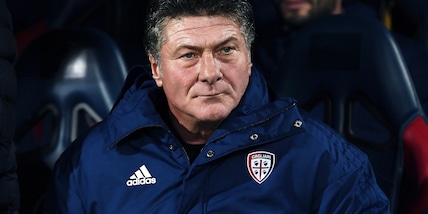 Cagliari, Mazzarri: "Il Var deve essere uguale per tutti"