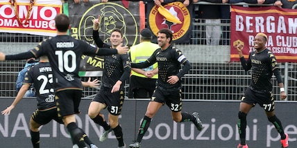 Venezia-Roma 3-2: gioia per Zanetti, crisi per Mourinho