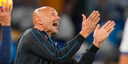 Spalletti: "Parlare di calcio a Napoli è come andare al Luna Park"