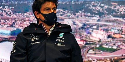 F1, Wolff: "Speriamo il titolo venga assegnato sul filo di lana"