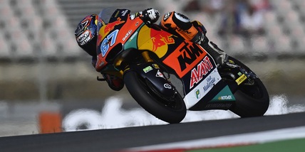 Moto2, Gp Valencia: Raul Fernandez trionfa ma il titolo va a Gardner