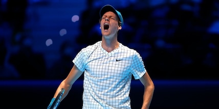 Atp Finals, Sinner vince all'esordio. Hurkacz ko in due set