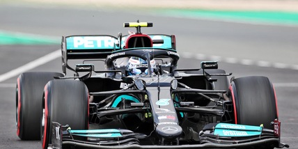 F1, Bottas davanti nelle FP3 in Qatar. Sainz 6° e Leclerc 9°