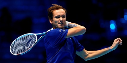 Atp Finals, Medvedev spazza via Ruud e vola in finale