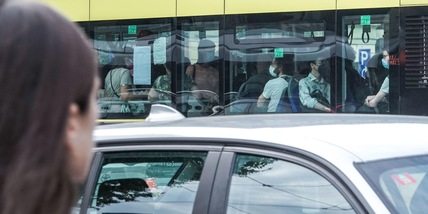 Torino, spari contro un bus dopo una lite in strada