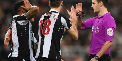 Newcastle, 1-1 col Norwich e record negativo. Colpo del Leeds al 93'