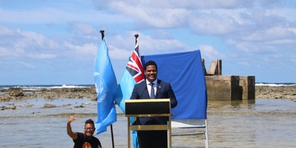 Tuvalu, il paese rischia di scomparire: "Aiutateci, stiamo affondando"
