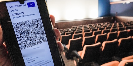 Cinema, bus, palestre e ristoranti: dove serve il super green pass