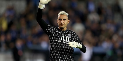 Wijnaldum salva il Psg dopo l'errore di Navas: 1-1 col Lens