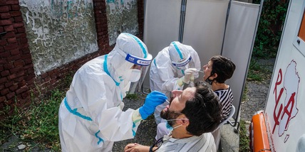 Covid, 15.021 positivi e 43 vittime in Italia nelle ultime 24 ore