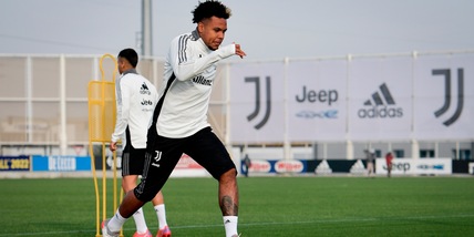 Juve, Allegri prepara la sfida al Bologna: McKennie in gruppo