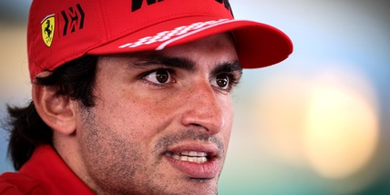F1, Sainz: "In gara attaccherò. Mondiale? Obiettivo Ferrari è il 3° posto""