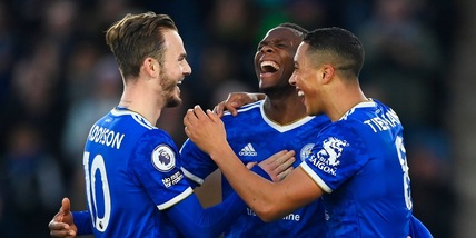 Il Leicester ne fa 4 al Newcastle. Pari West Ham, Vieira batte Benitez