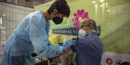 Covid, il presidente Gimbe: "Siamo nella fase del tiro alla fune"